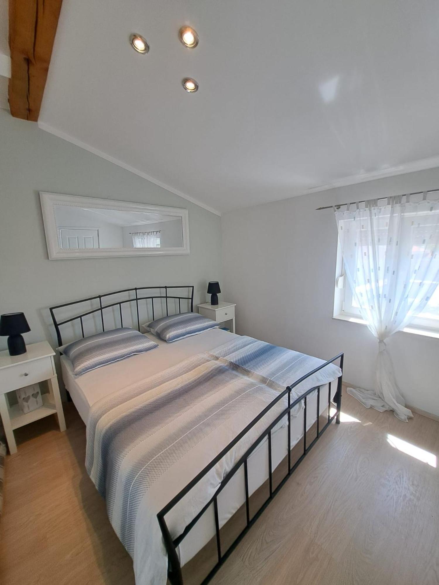 Apartman Lucia Posedarje Bagian luar foto