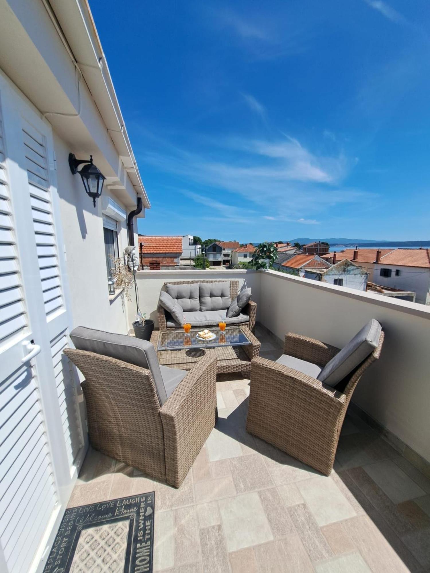 Apartman Lucia Posedarje Bagian luar foto